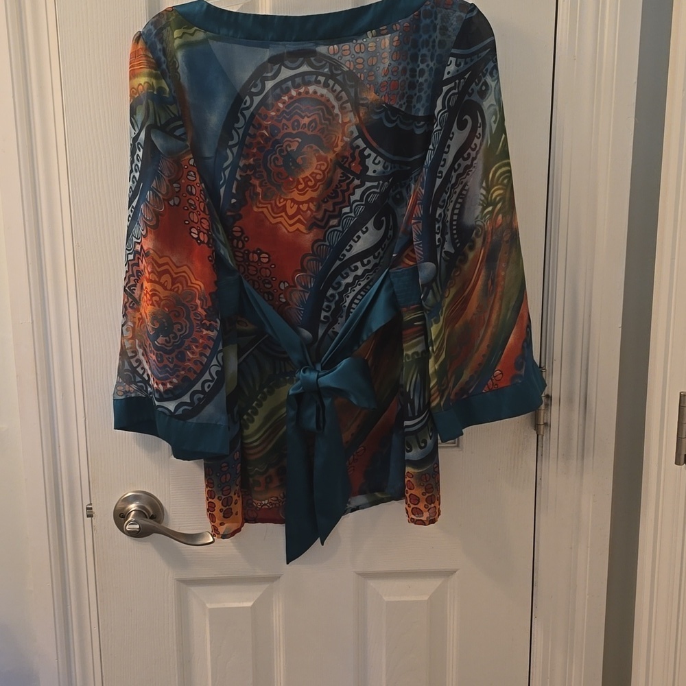 Cato Women's Sheer Lightweight Tie Back Top, Size L (0816) - Picture 5 of 8